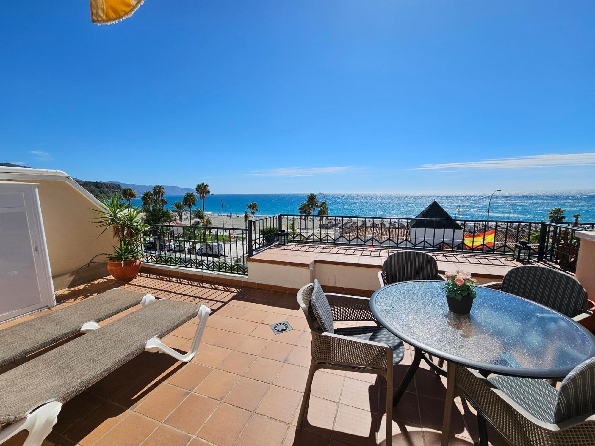 Edificio Sol Apartment Nerja Ngoại thất bức ảnh