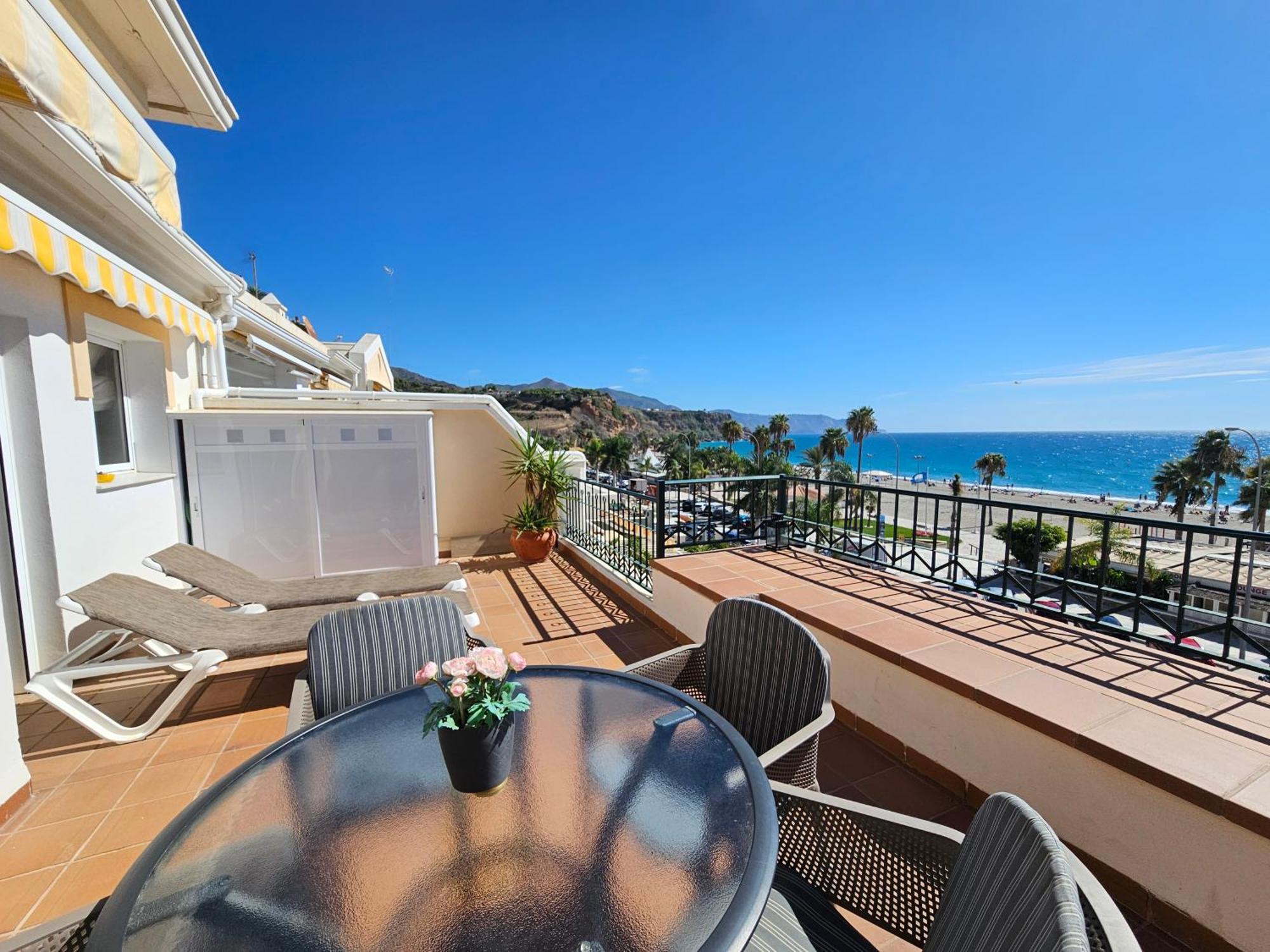 Edificio Sol Apartment Nerja Ngoại thất bức ảnh